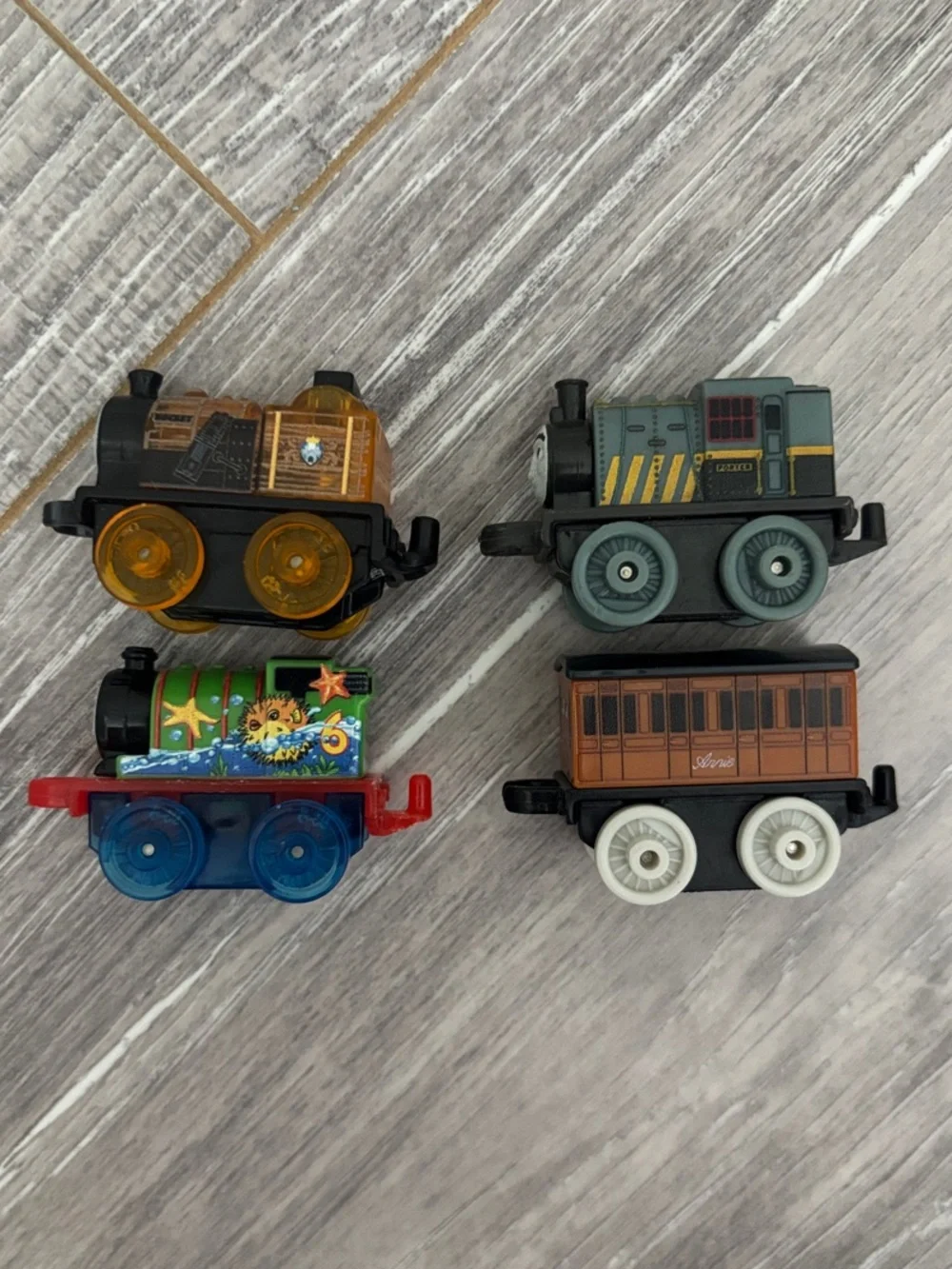 Lot of Thomas Minis